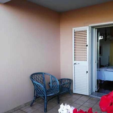 בית אירוח Casa Orchidea